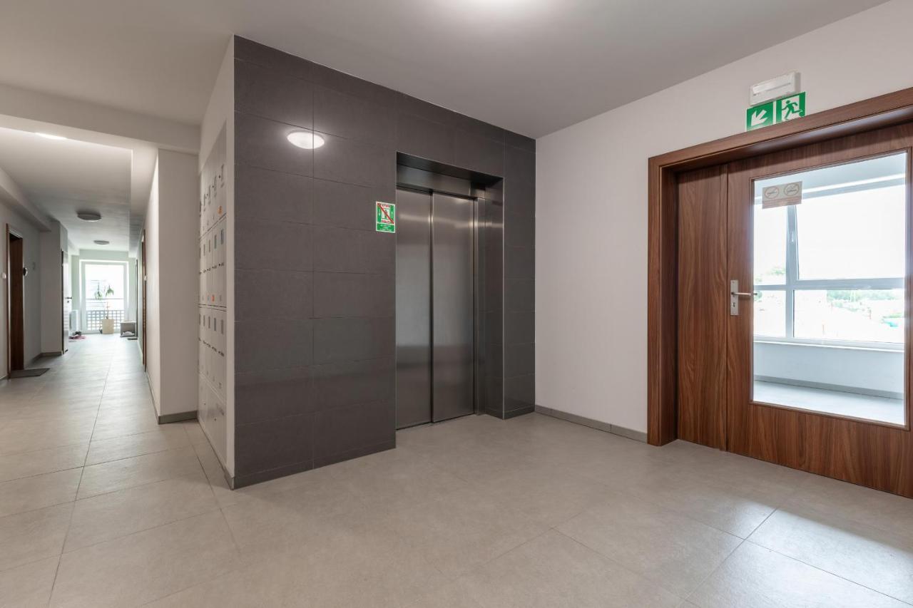 Stylish Apartment Grunwaldzka 49 By Noclegi Renters ชวีโนวิชแจ ภายนอก รูปภาพ