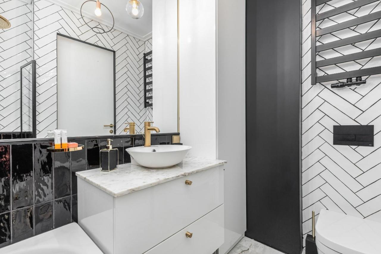 Stylish Apartment Grunwaldzka 49 By Noclegi Renters ชวีโนวิชแจ ภายนอก รูปภาพ